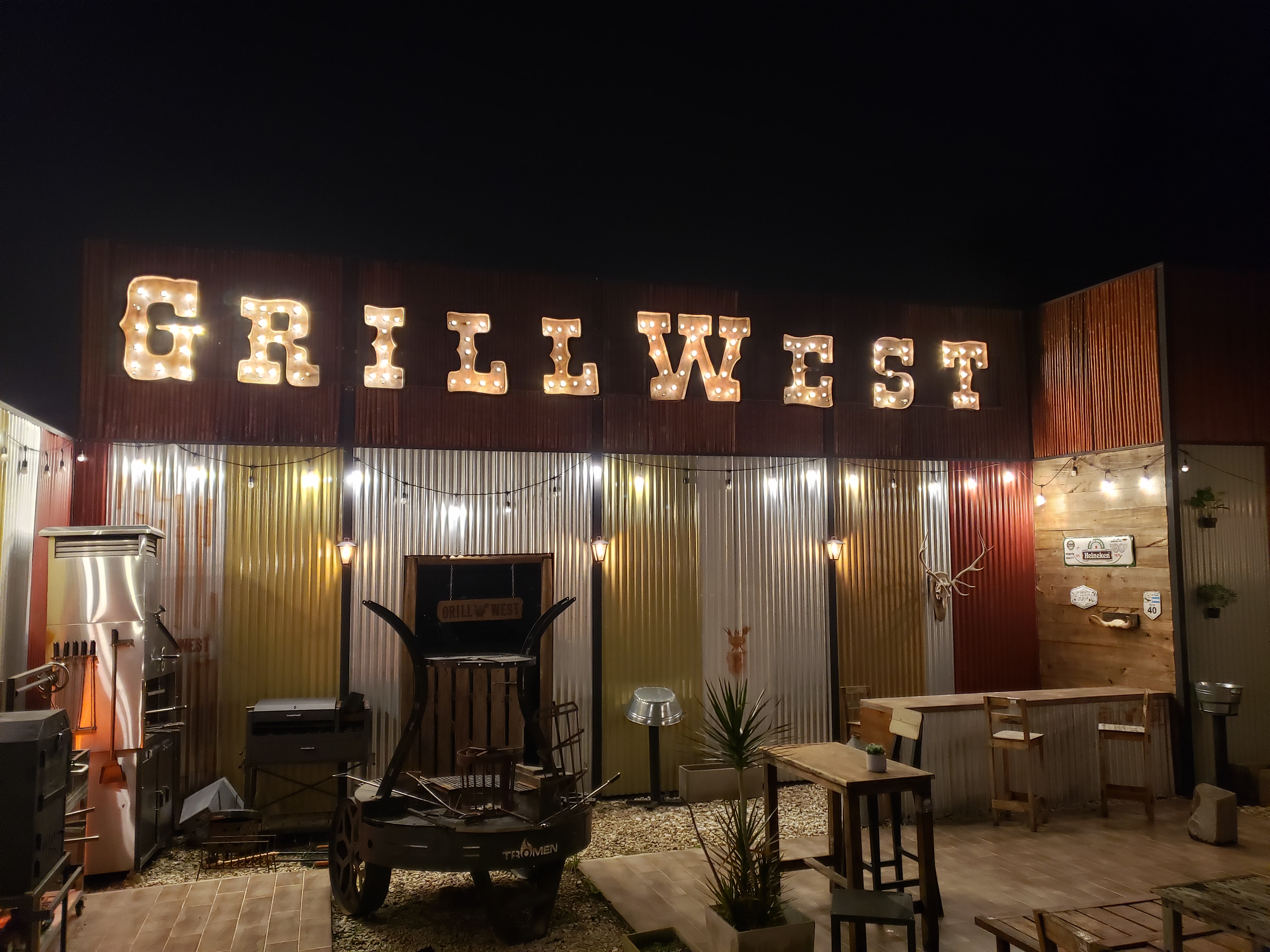 Grill West - Vista 3