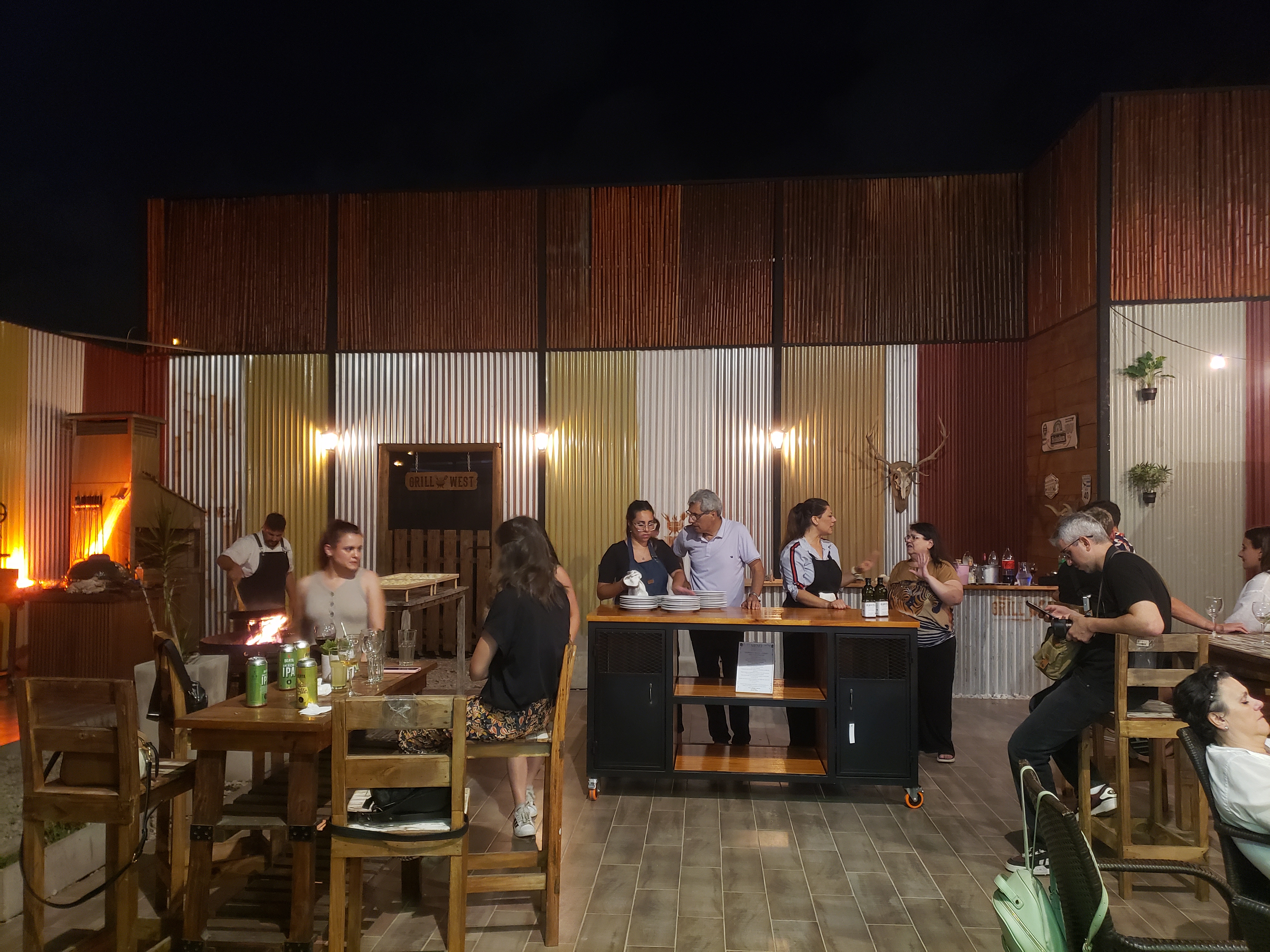 Grill West - Vista 5